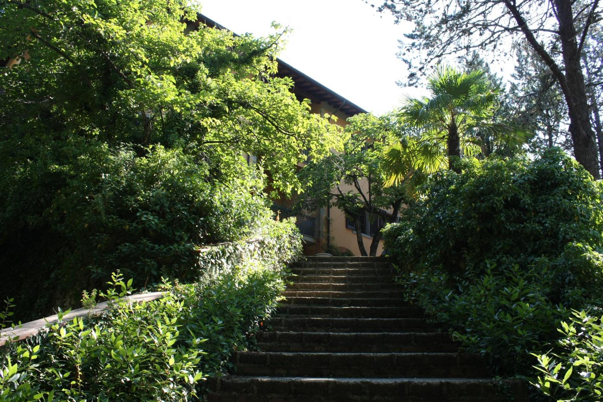 Villa La Nussa Capolona Екстериор снимка