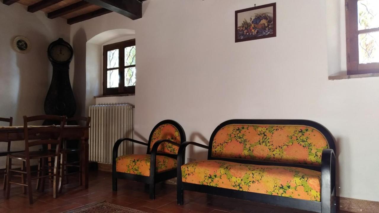 Villa La Nussa Capolona Екстериор снимка